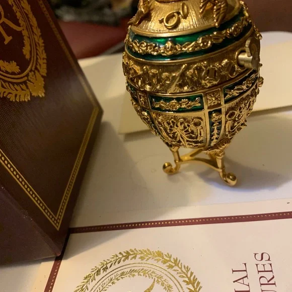 Joan Rivers Imperial Treasures The Music Box Enamel Egg Figurine